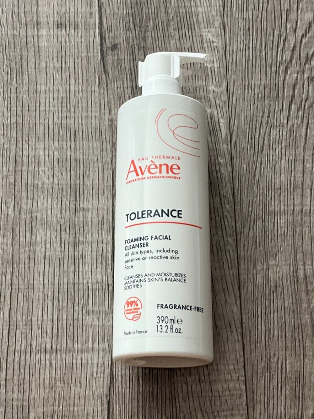 Avene Tolerance Foaming Facial Cleanser